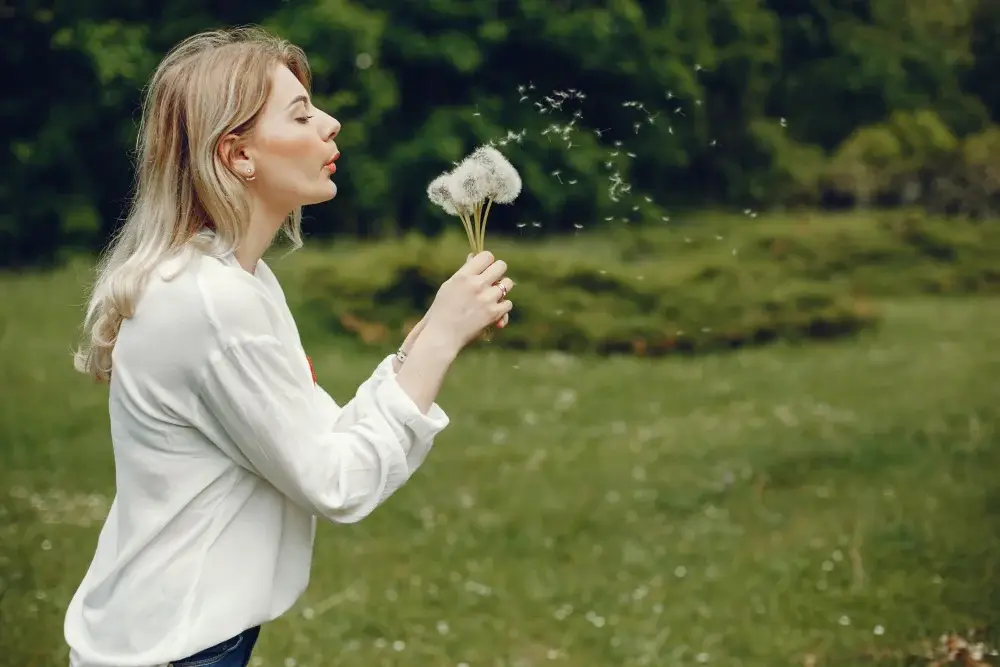 Olfactory storytelling and space enhancement with scent